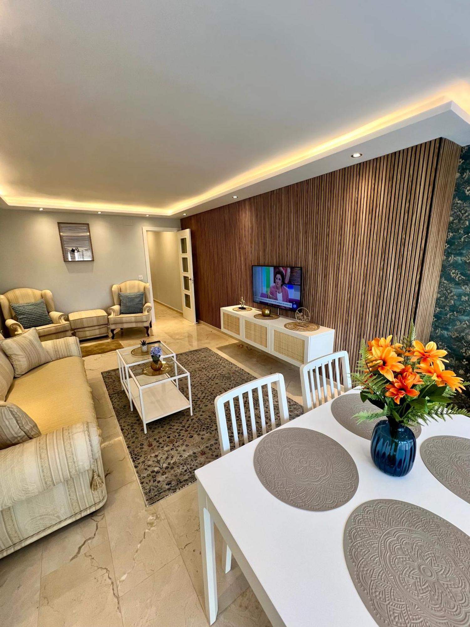 Apartamentos Prestige Suites Malaga IV Málaga Exterior foto