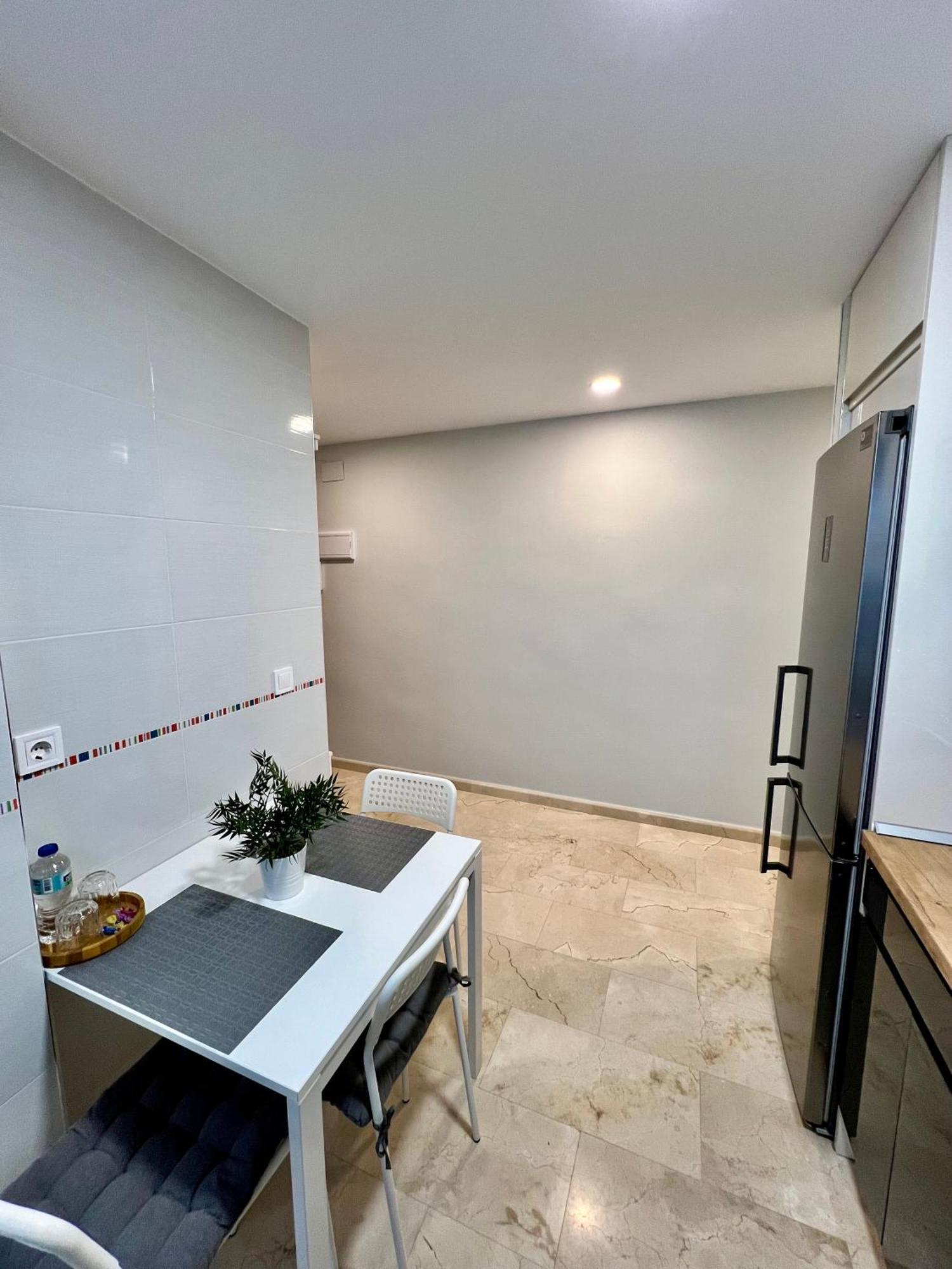 Apartamentos Prestige Suites Malaga IV Málaga Exterior foto